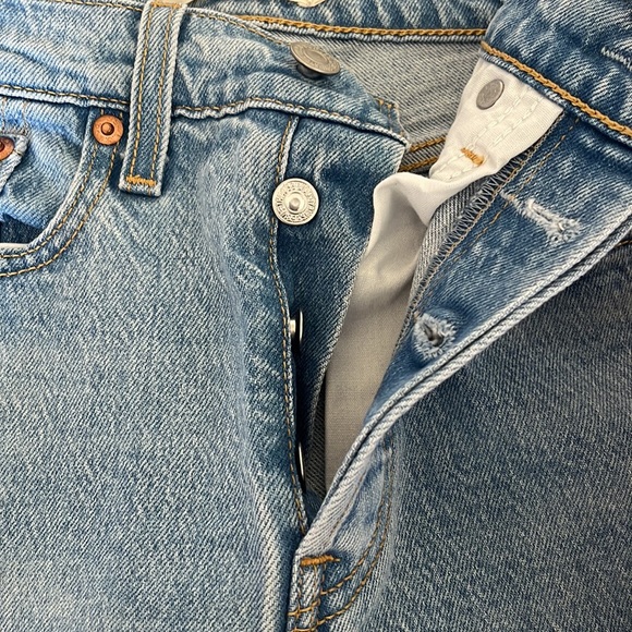 Levis Wedgie Straight Slim Jeans - Picture 3 of 5